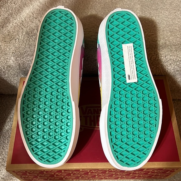 Van Spring Tide - Picture 4 of 6